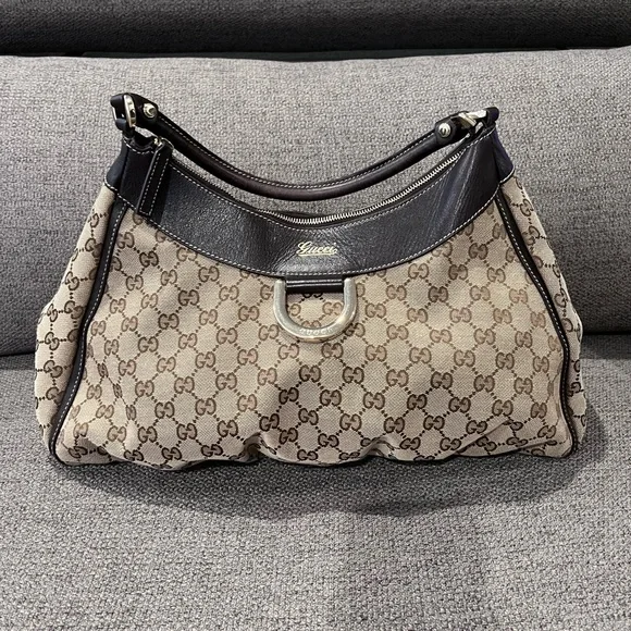 Authentic Gucci Abbey GG Monogram Shoulder Bag - Picture 2 of 16